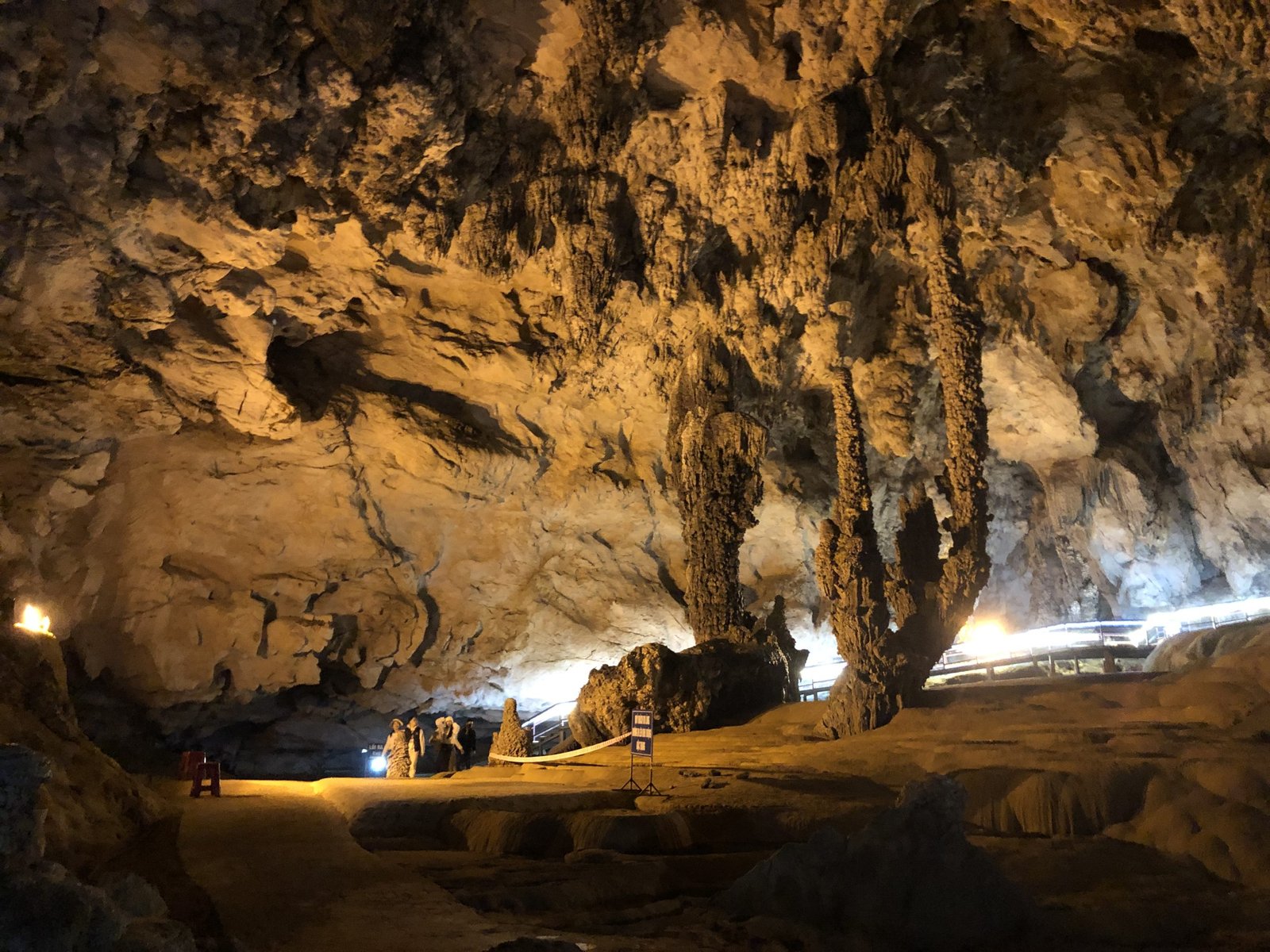 7-Day Cycling Expedition: Mong Cai to Cao Bang & Ban Gioc Waterfall